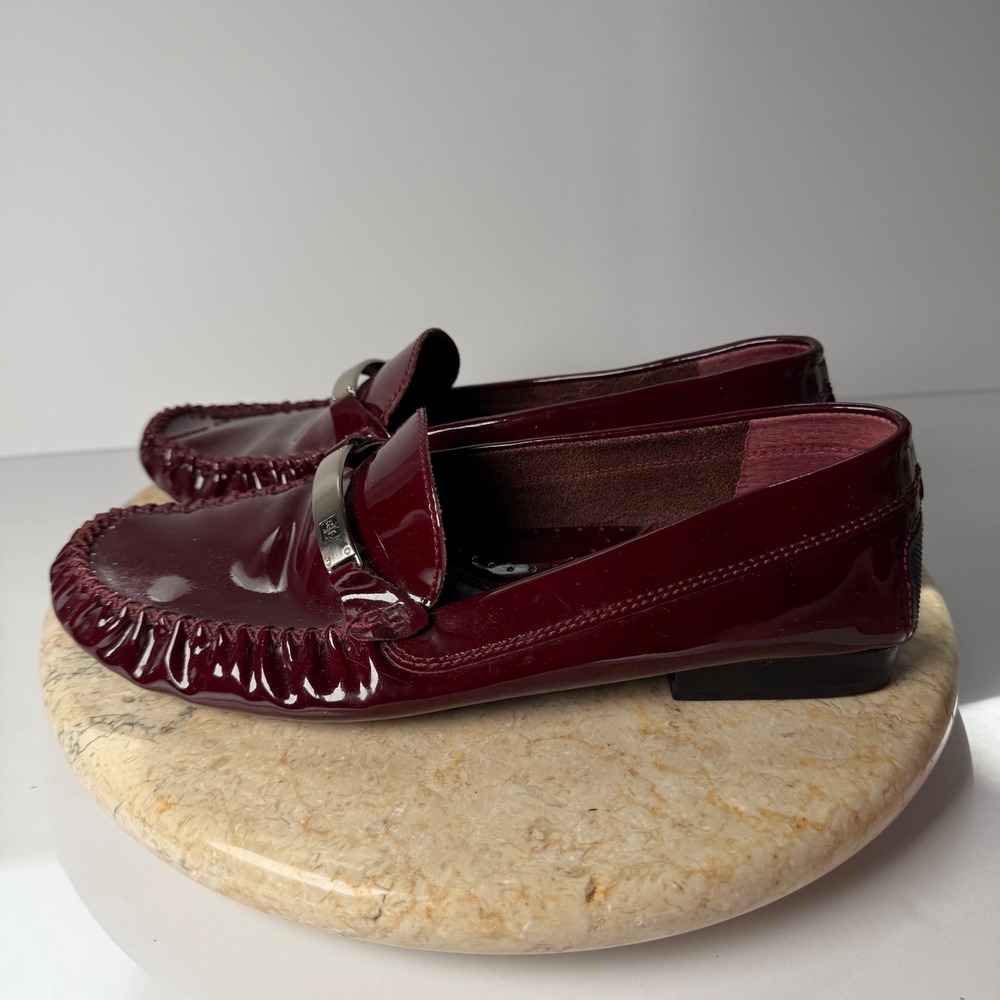 Lauren Ralph Lauren Loafers 7.5B Burgundy Patent Leather Silver Hardware WG1159